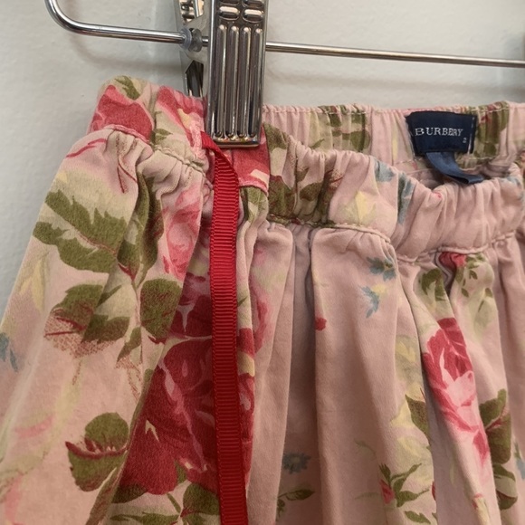 BURBERRY Girl's 2T Rose Floral Skirt 100% Cotton EUC - Picture 3 of 6